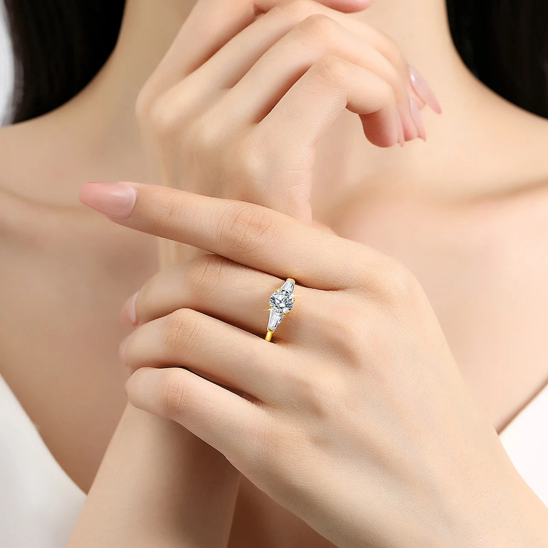 Luxury 14K Gold Moissanite Engagement Ring